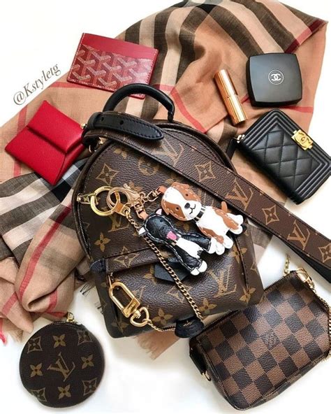 addicted to Louis Vuitton 